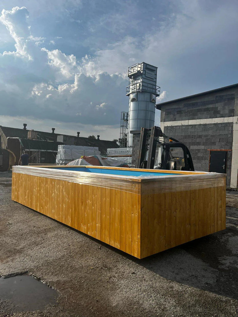 PISCINA DE MADERA 6,8 M X 2,4 M