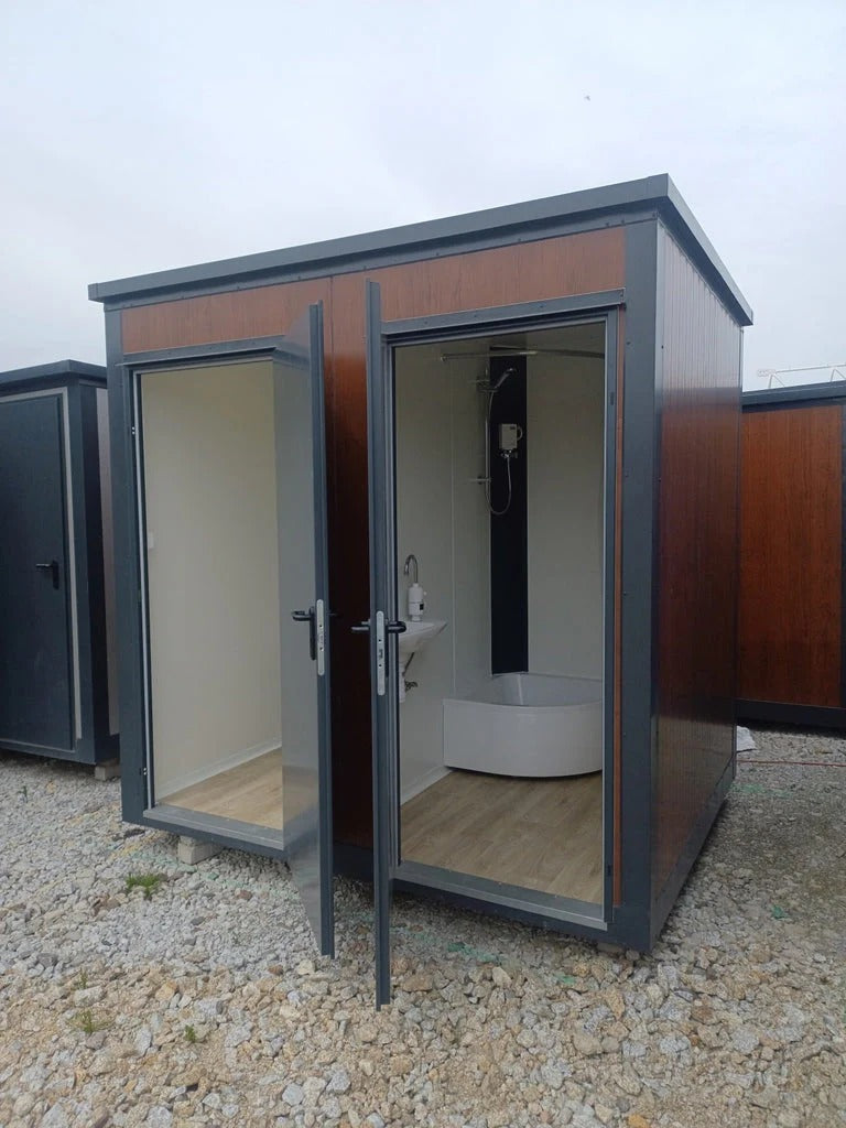 Contentor Sanitário Duplo de 2 Cabines: WC e Chuveiro num Design Robusto