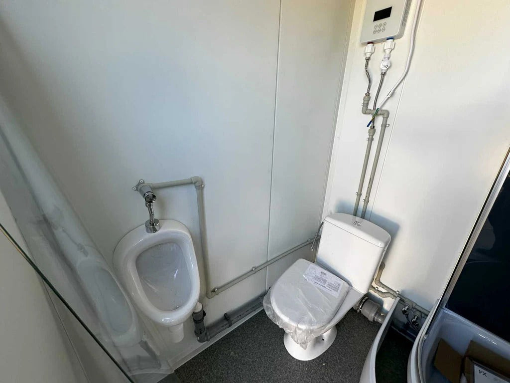 Contentor Sanitário com WC, Chuveiro e Urinol