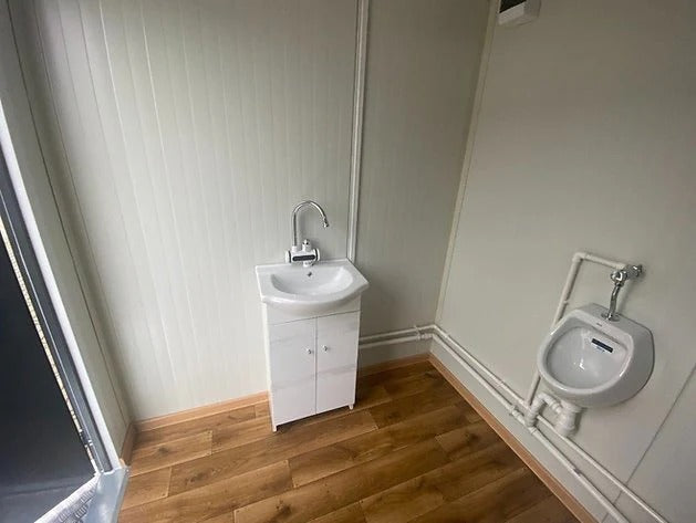 Contentor Sanitário com Cabine Dupla WC